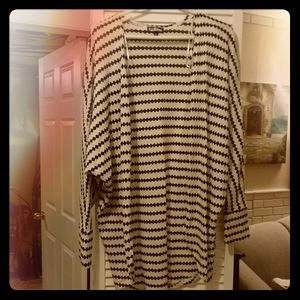 Black n white cardigan